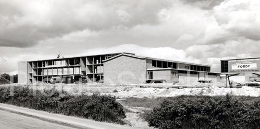 Roseworth Roseworth Secondary Modern School during construction | Picture ...